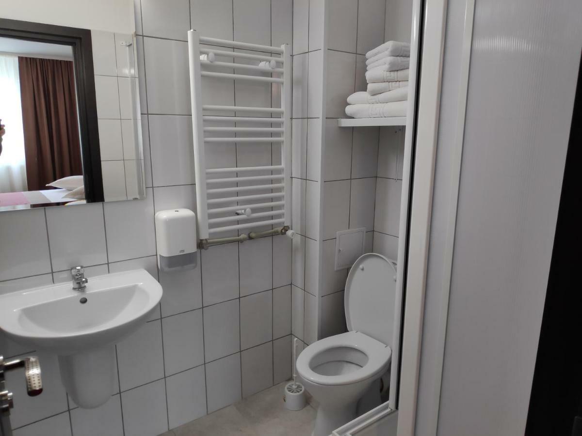 Hostel Caliman Căciulata Dış mekan fotoğraf